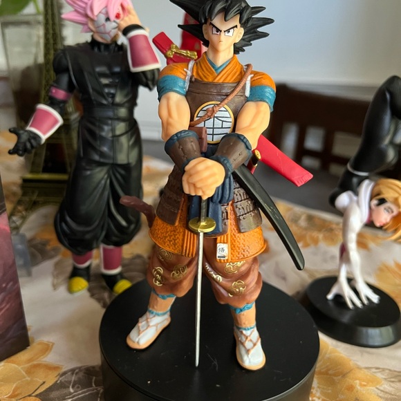 Dragon ball z goku samurai 8” action figure new in box - Picture 2 of 11